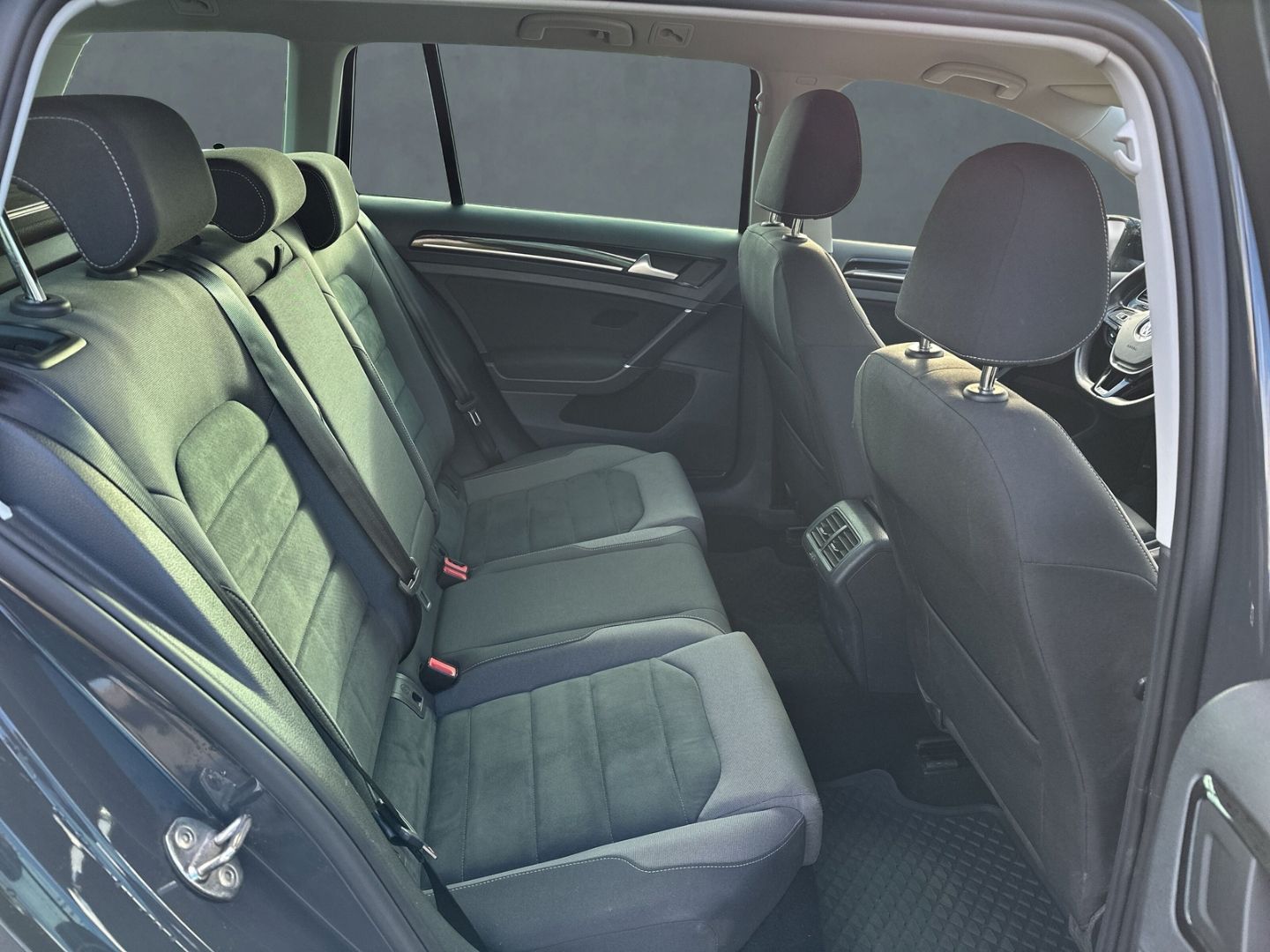 Golf Variant VII 1.5 TSI Highline Navi Digitales