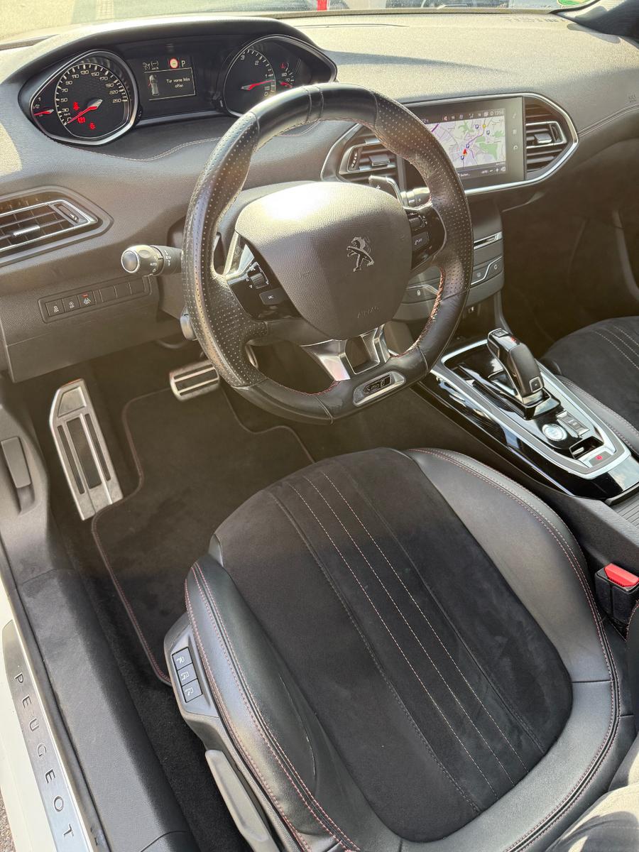 Peugeot 308 SW GT Diesel Pano Navi Kamera SHZ Alcantara