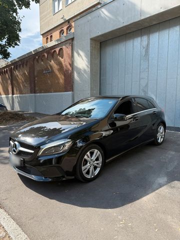 MERCEDES-BENZ Mercedes benz a180
