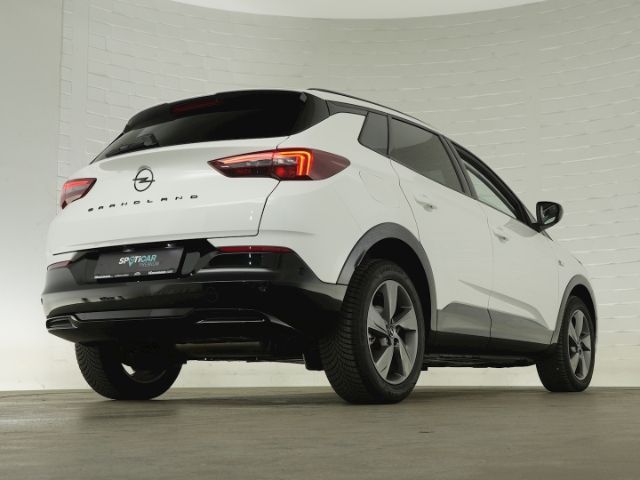 Grandland GS AT+LED LICHT+NAVI+360 GRAD KAMERA+S