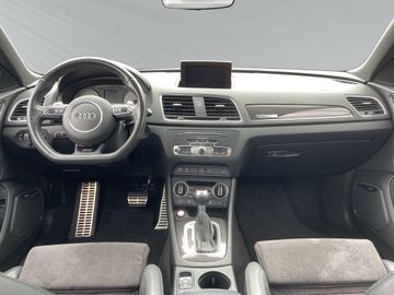 Audi RSQ3 - 12