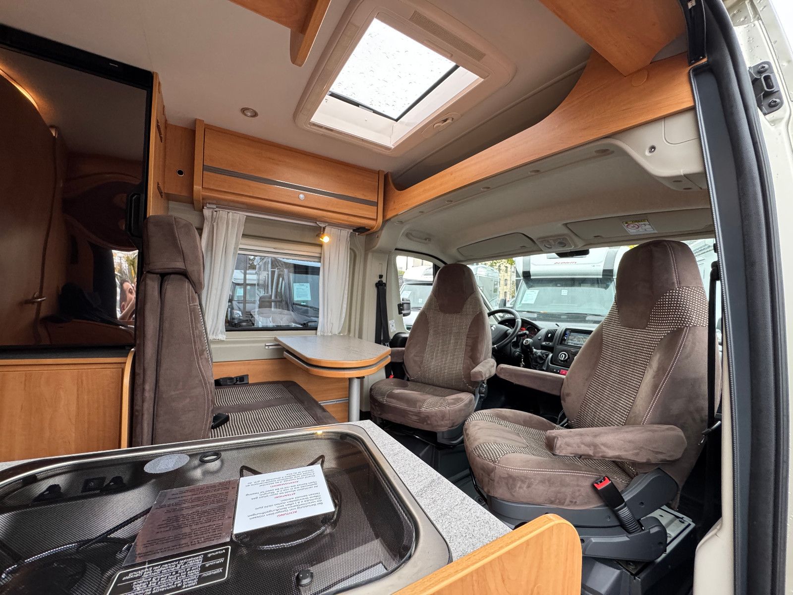 Fahrzeugabbildung Pössl Roadstar 640 DK DACHKLIMA AHK NAVI KAMERA LED 1H