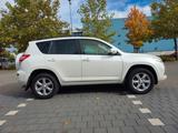 Toyota RAV4 1 Hand Auto 4x4 Leder Keyless  - Toyota RAV 4 Gebrauchtwagen in Stuttgart