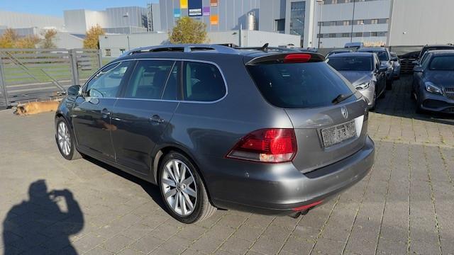 Volkswagen Golf 2010 — engine 1.390 cm³, 160 HP (118kW)
