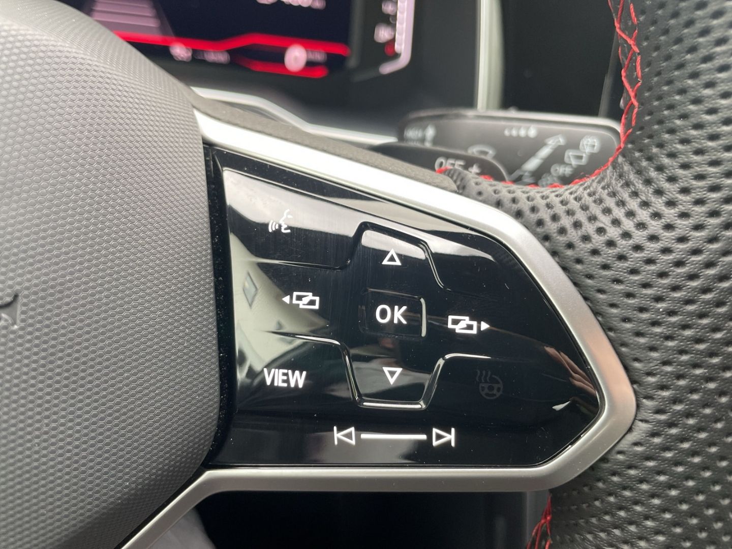 Polo GTI 2.0TSI DSG Kamera/ACC/Keyless/Beats/App