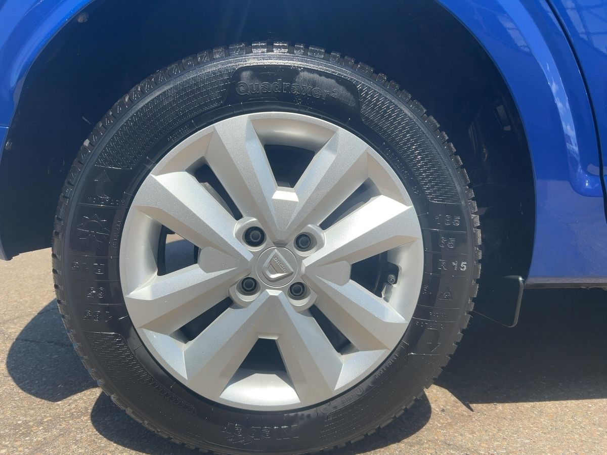 Fahrzeugabbildung Dacia Sandero Comfort TCe 90 Klima