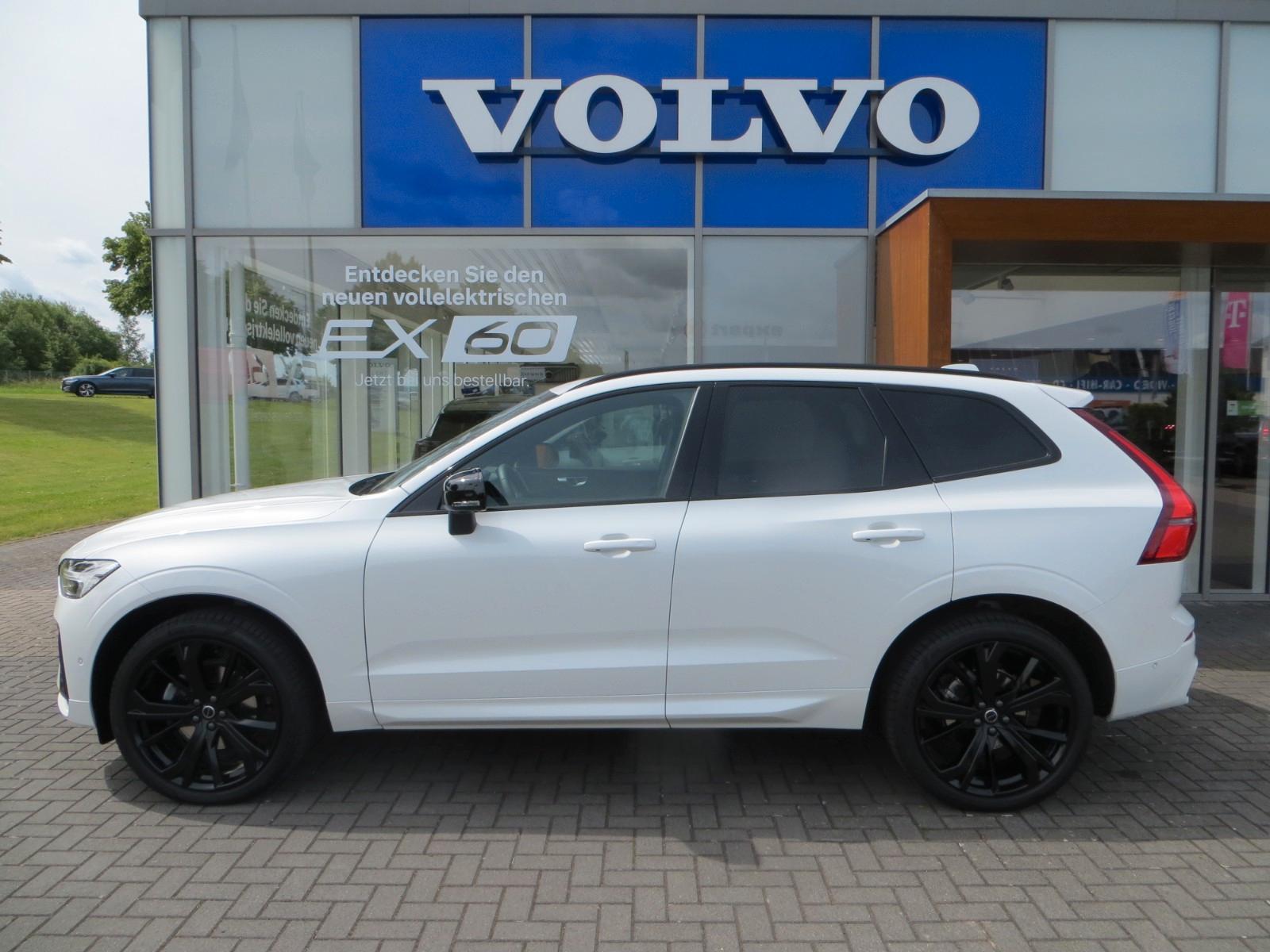Volvo XC60 B5 AWD Plus Black Edition GSD 360° AHK