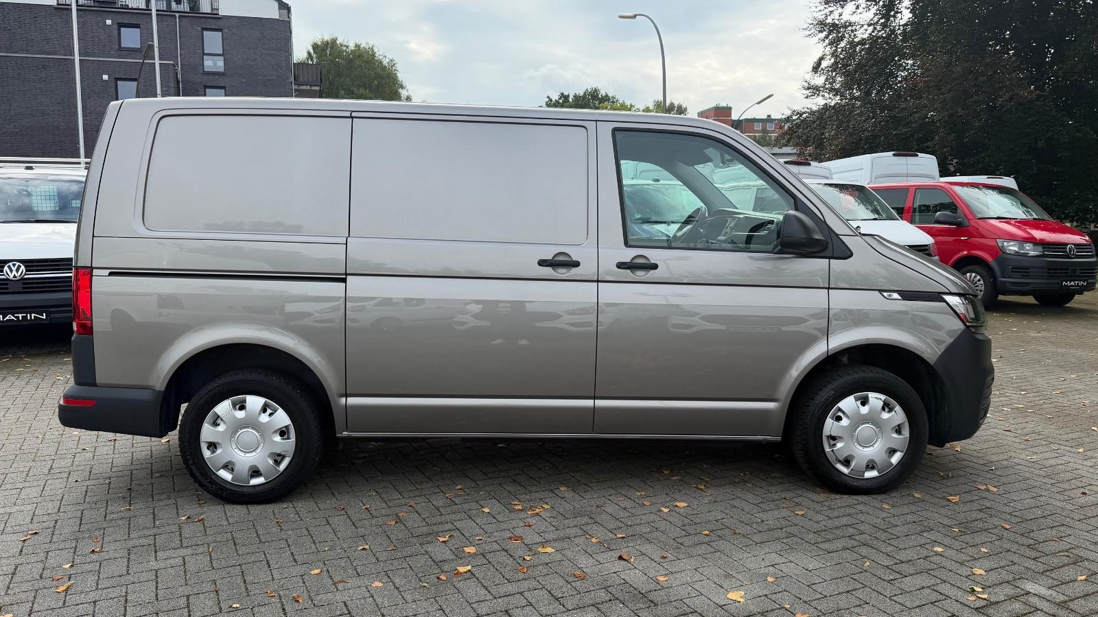 Volkswagen T6.1 4MOTION DSG TRANSPORTER KURZ/AHK/TEMPOMAT