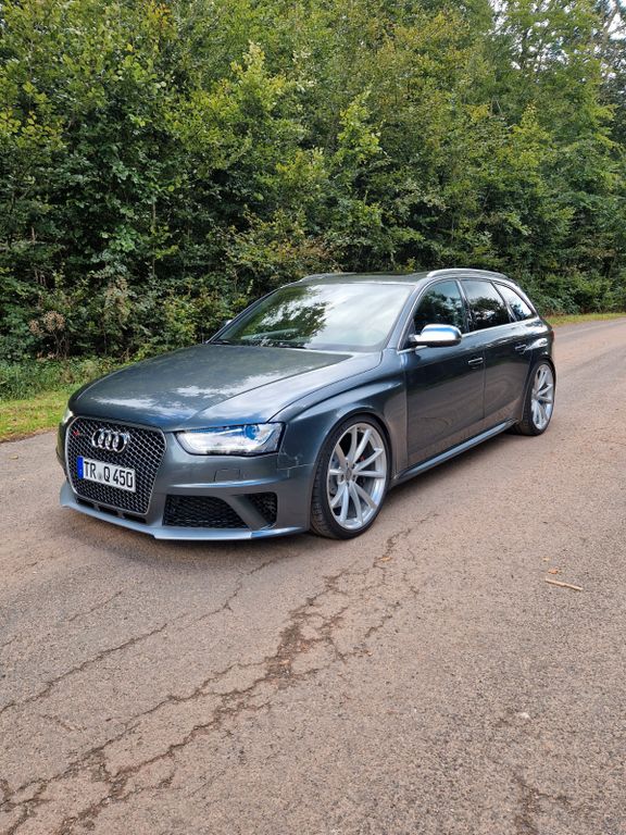 Audi RS4