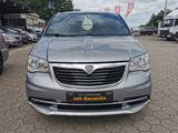 Lancia Voyager S 2.8 CRD 7 Sitze Navi TÜV Neu+Garantie - gebrauchte Lancia Kleinbus
