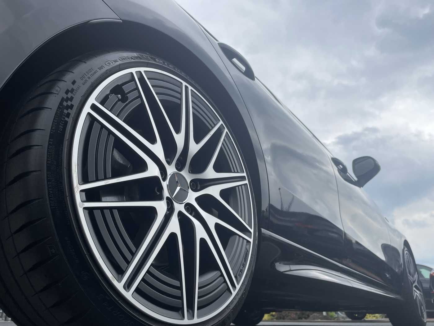Fahrzeugabbildung Mercedes-Benz C 43 AMG Digital+Burm+Distr+360+HUD+AHK+ Carbon
