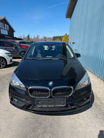 BMW 218 - 2