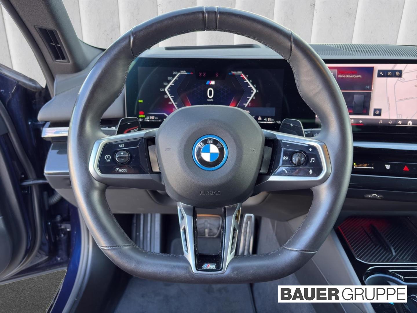 BMW 530 e M Sport Touring Park-Assistent Sportpaket 