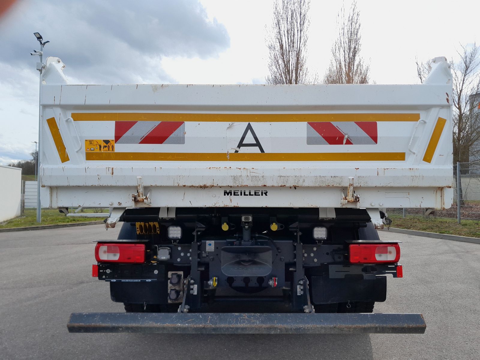 Fahrzeugabbildung DAF FA XDC 450