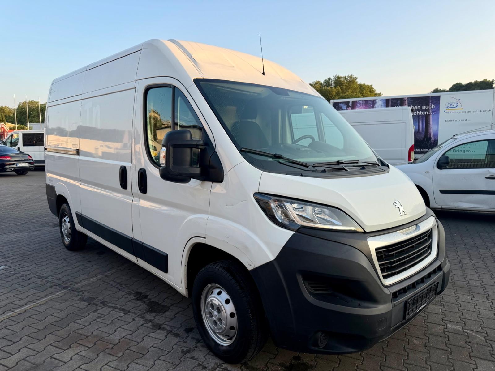 Peugeot Boxer Kasten Hochraum 335 L2H2 Pro BlueHDi 130 S
