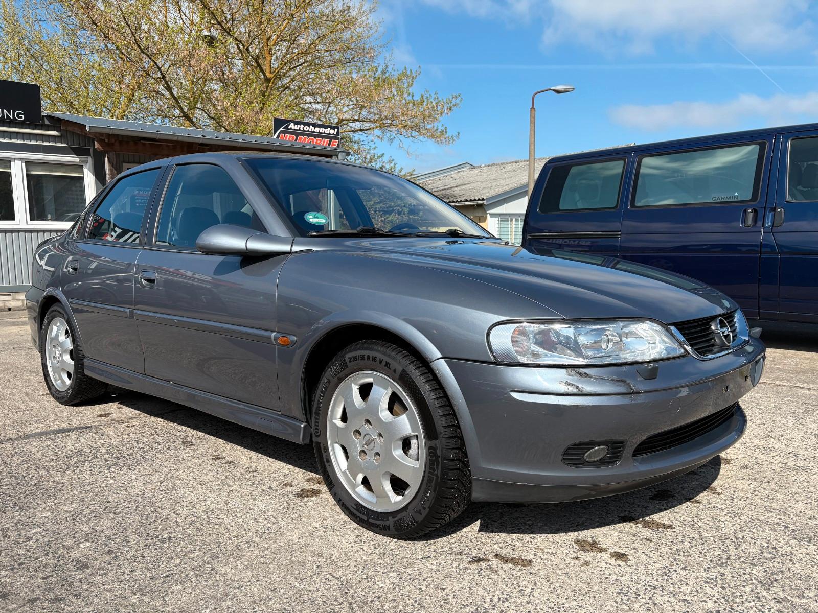 Opel Vectra 1.8 16V Elegance