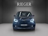 Smart ForTwo Exclusive Paket*Pano*22kw Bordlader*LED*+ - gebrauchte Smart ForTwo aus dem Jahr 2023