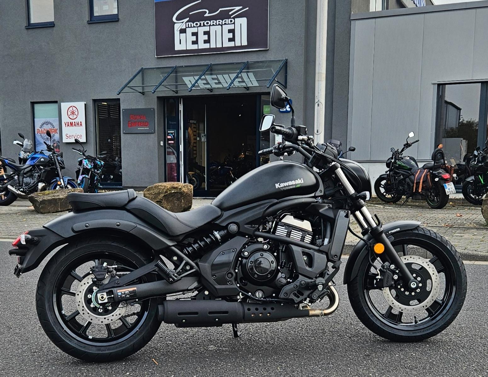 Kawasaki Vulcan S MY 25