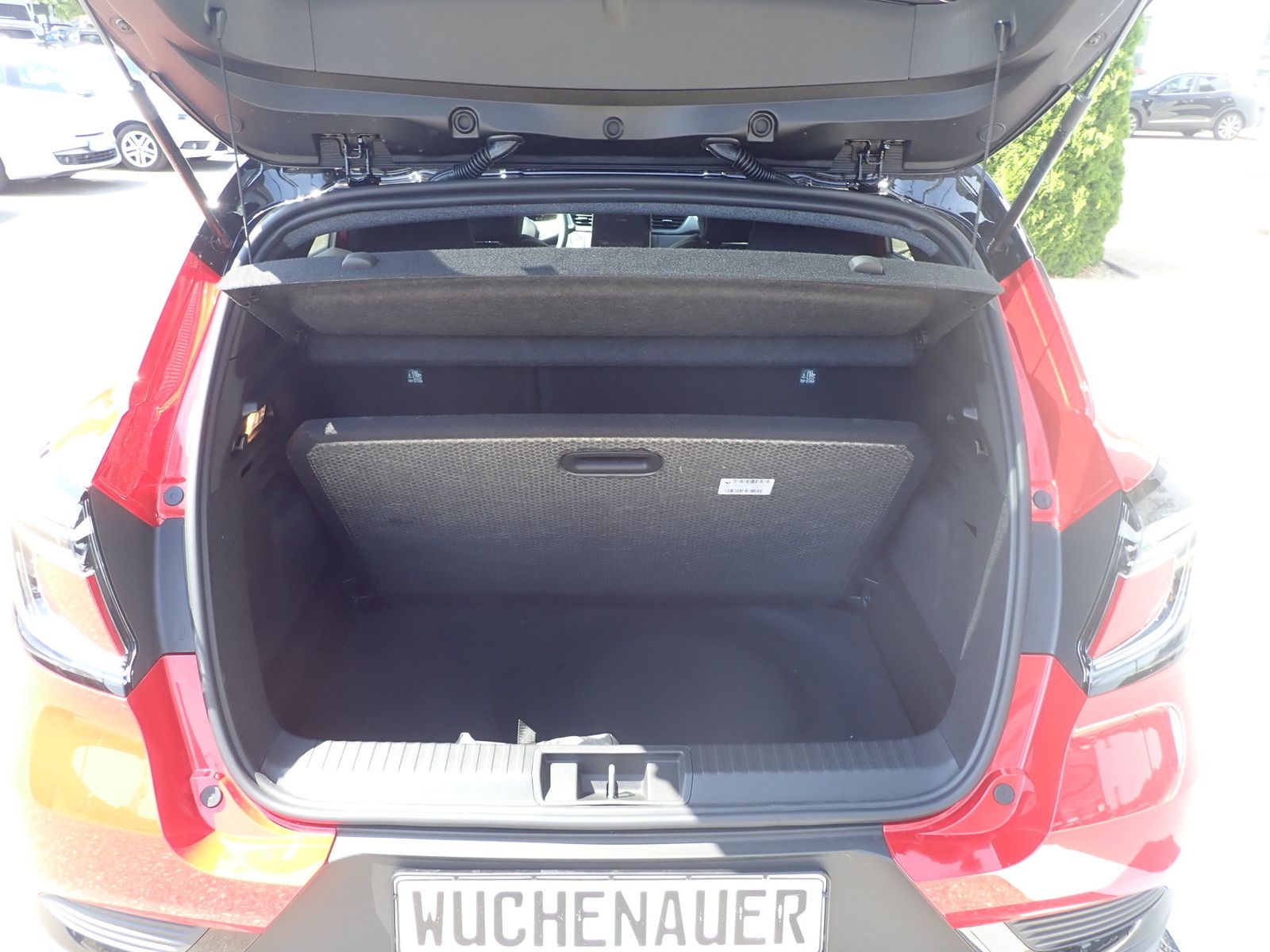 Fahrzeugabbildung Renault Captur Techno Full Hybrid E-Tech 160