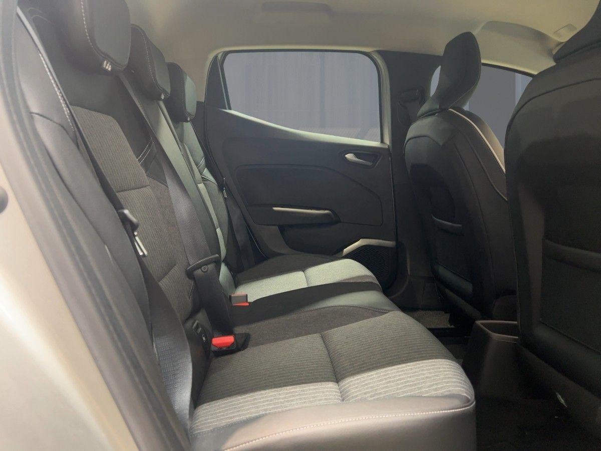 Renault Clio - Bild 9