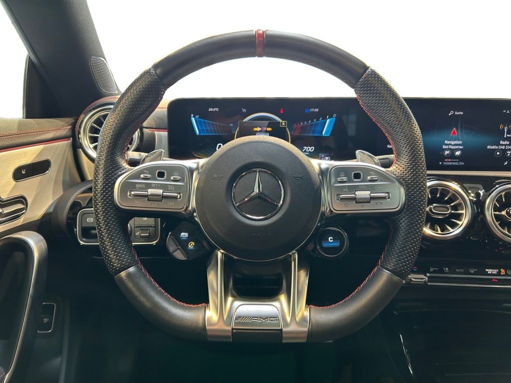Mercedes-Benz AMG CLA 35 4matic Coupe AMG MBUX MBeam AHK Pano foto 13