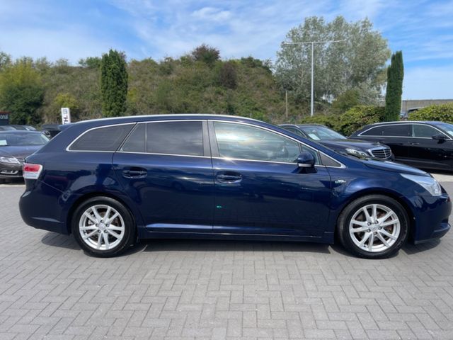 Toyota Avensis  Kombi Sol – Export