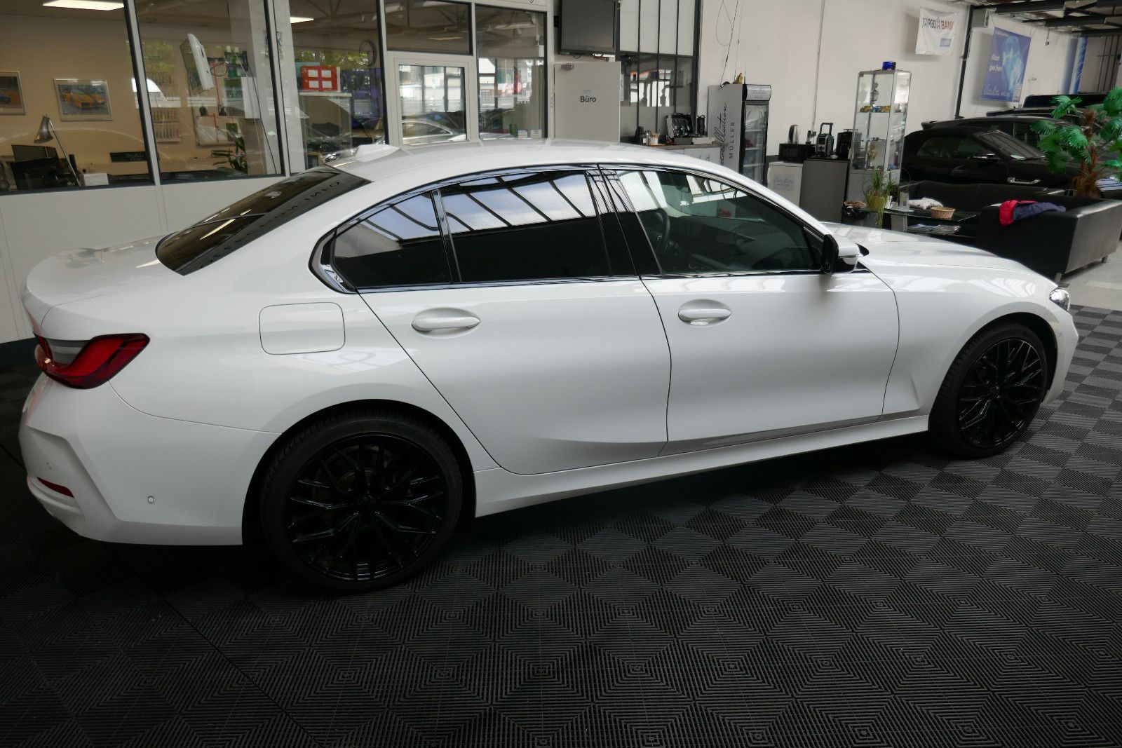 BMW 318i *LED*19" Alu*LED*BMW Service*KAMERA* foto 2
