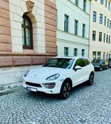 Porsche Cayenne 3.0 Diesel - weiß sehr gut... - Porsche Cayenne aus 2010 mit Diesel-Antrieb