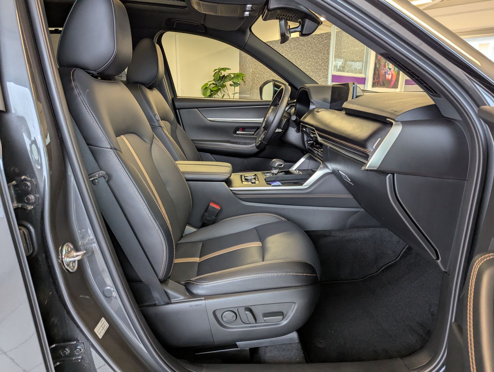 MAZDA CX-80 3.3L E-SKYACTIV D 254 HOMURA+ 7-Sitze Pano - Image 16