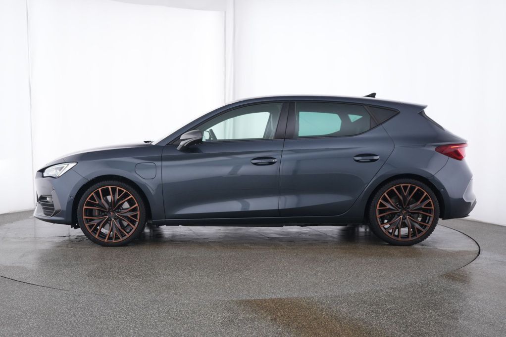 Cupra Leon 1.4 TSI e-HYBRID 180kW Tempo*PDC*RFK*Klima