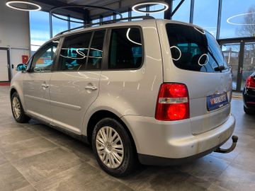 Volkswagen Touran Trendline*7 SITZER*AHK*TEMPOMAT*PDC*