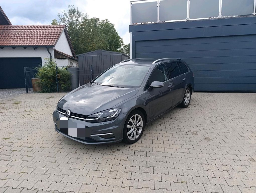 Image of Volkswagen Golf