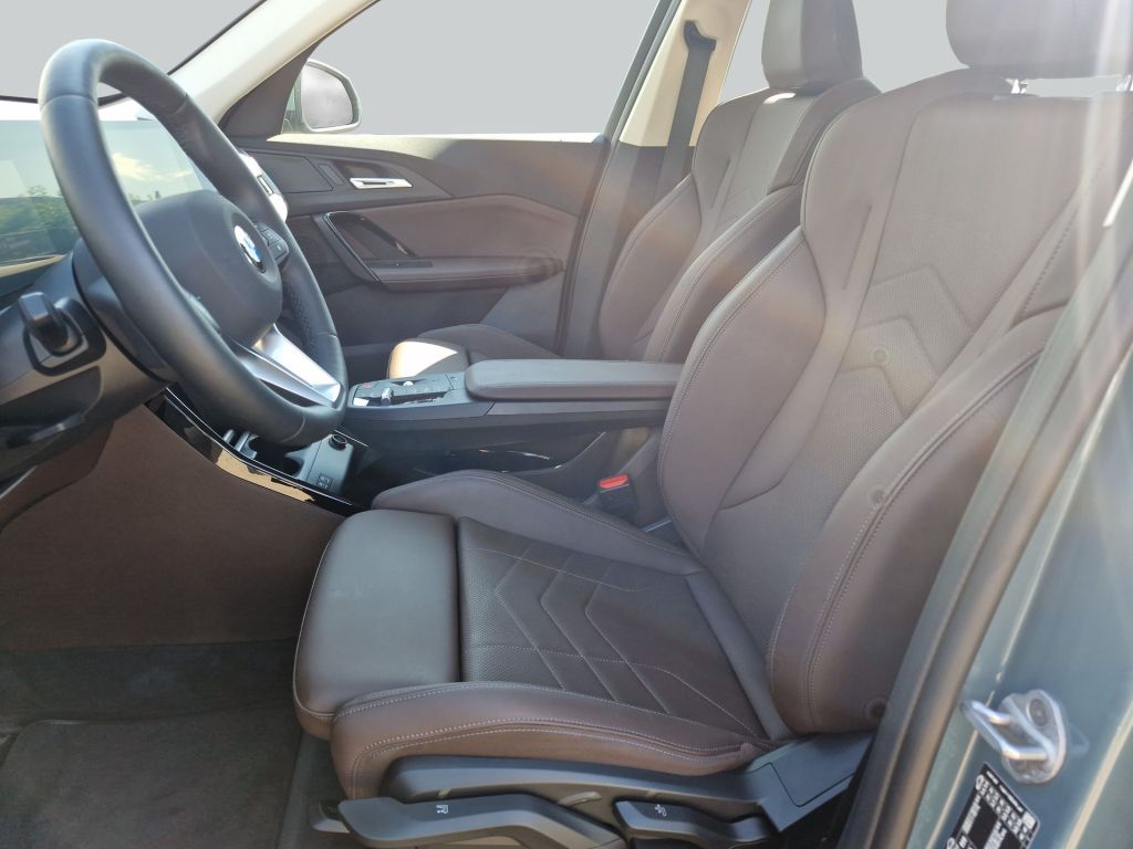 BMW X1 xDrive20d Aut. AHK LED Sitzheizung Komfortzg foto 11