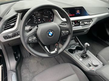 BMW 118d  Advantage DAB LED WLAN RFK Tempomat Shz