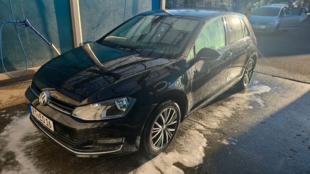Image of Volkswagen Golf