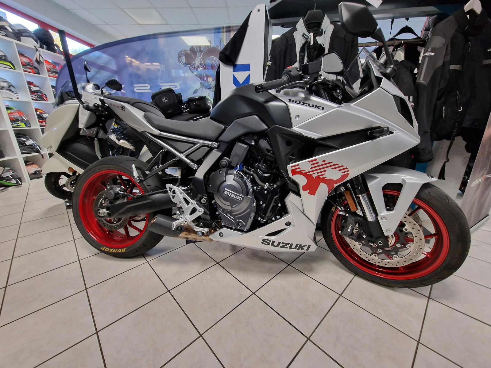 Suzuki GSX 8 R