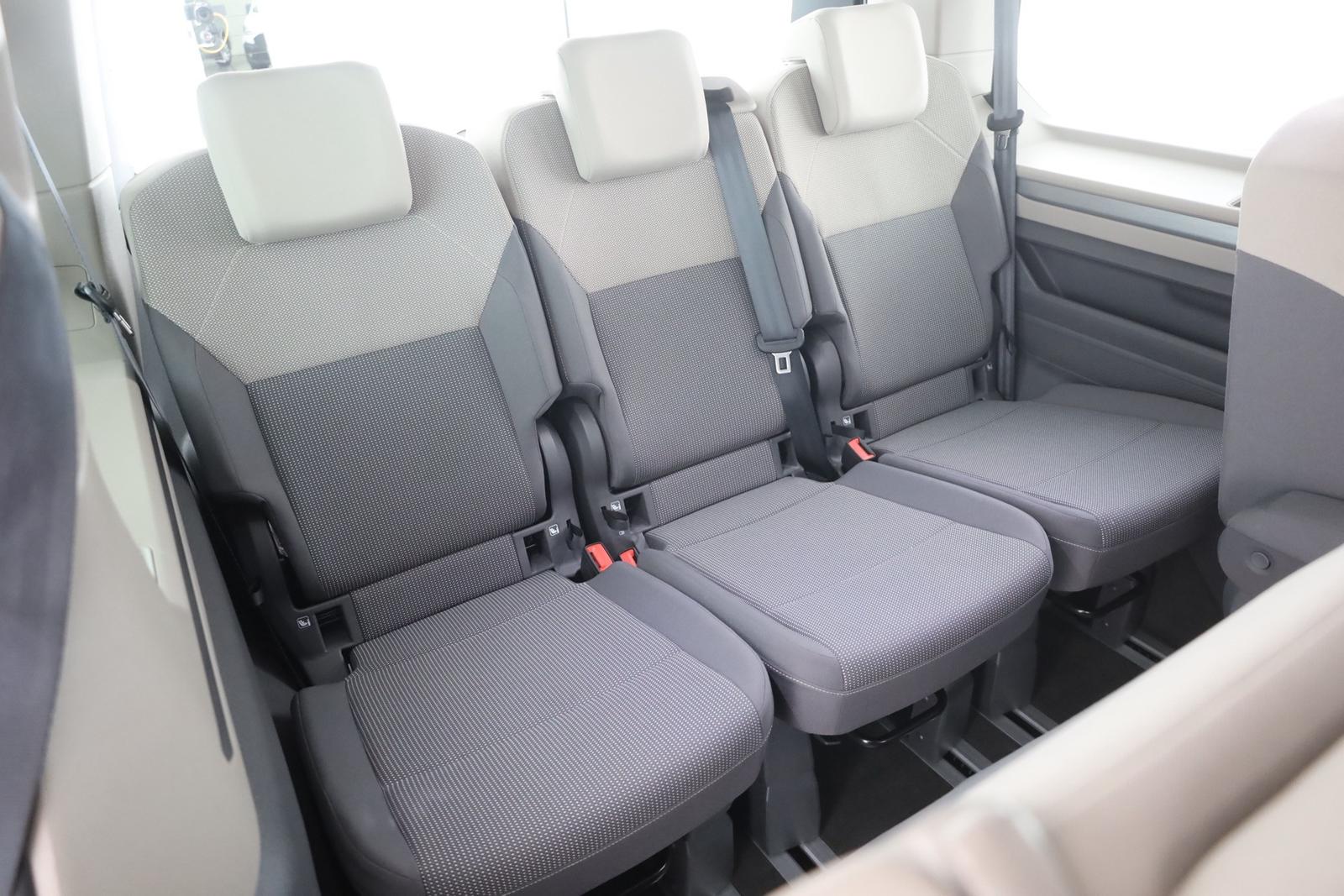 Volkswagen T7 Multivan 2.0 TSI DSG LED Navi AHK Panorama