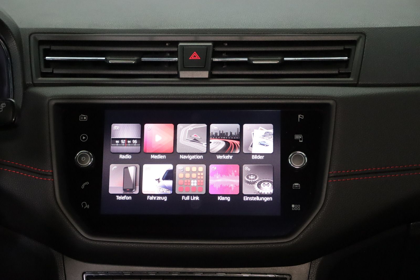 Fahrzeugabbildung SEAT Arona 1.5 FR * Klimaautomatik * Sitzhzg.