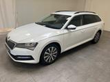 Skoda Superb Combi 2.0 TDI Ambition|DSG|AHK|Kamera|PDC - Skoda Superb in Frankfurt (Main)