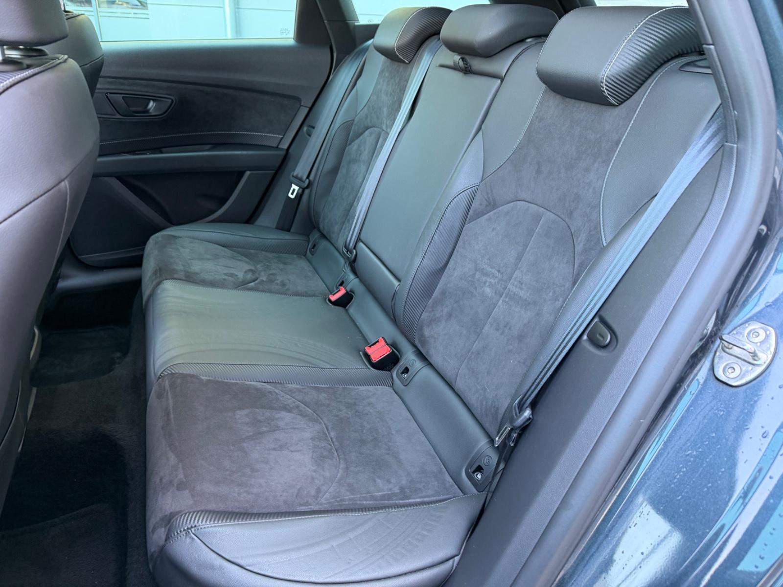 SEAT Leon ST Cupra 300 4Drive LEDER/NAVI/PANO/SHZ/AHK, миниатюра 19