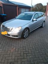 Mercedes-Benz E 220 CDI. Bitte erst ALLES durch lesen, d... - Mercedes-Benz E-Klasse: Alle