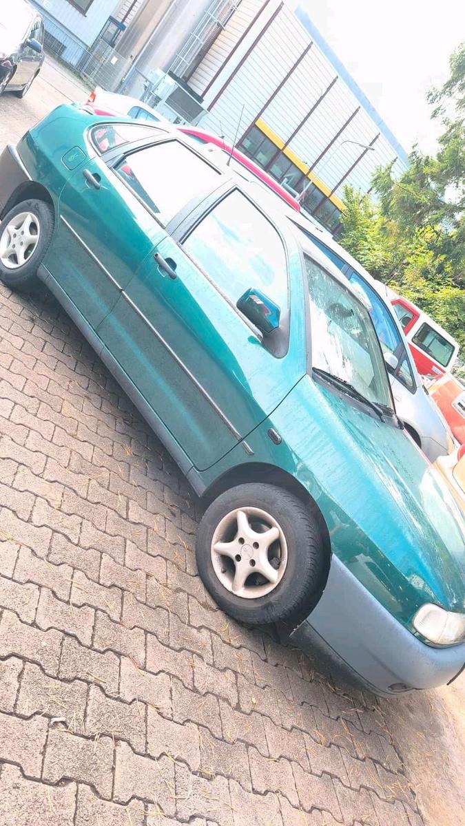 Seat Cordoba