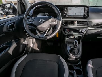 Hyundai i10 1.0 Trend Kamera Navi Spurhalteassistent