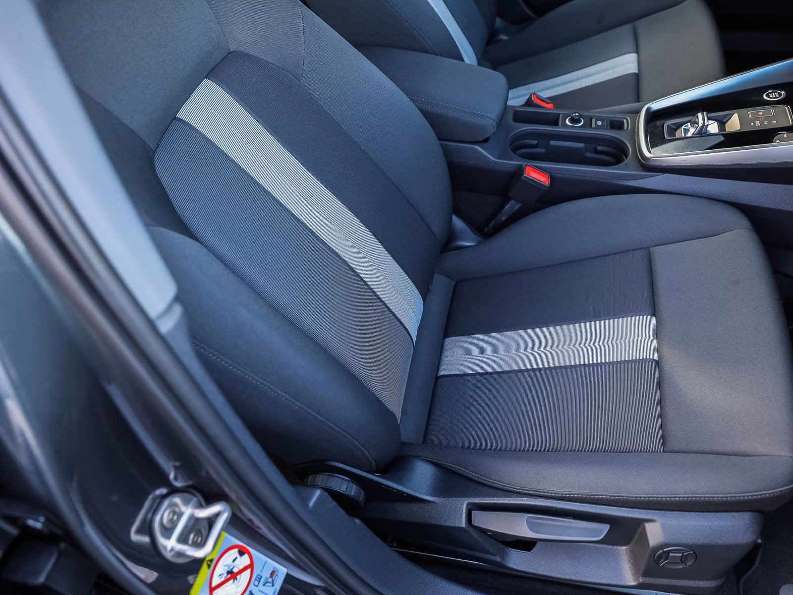 Audi A3 Sportback Advanced 30TFSI Stronic LED GRA AHK, миниатюра 25