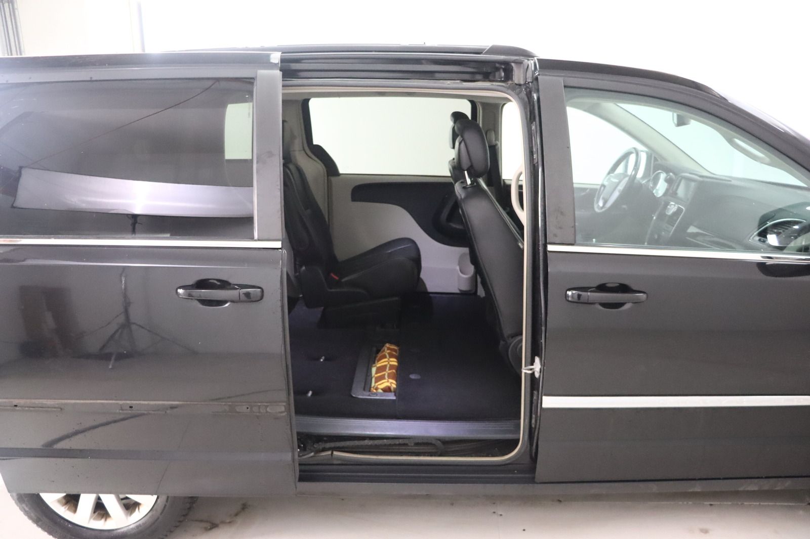 Fahrzeugabbildung Chrysler Grand Voyager Town & Country 3.6l *