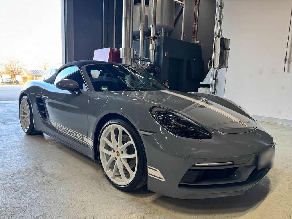 Image of Porsche Boxster