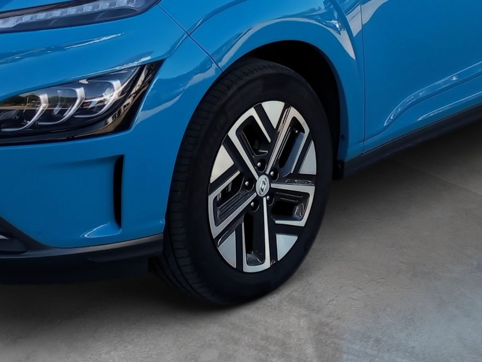 Fahrzeugabbildung Hyundai KONA 136PS Trend Elektro