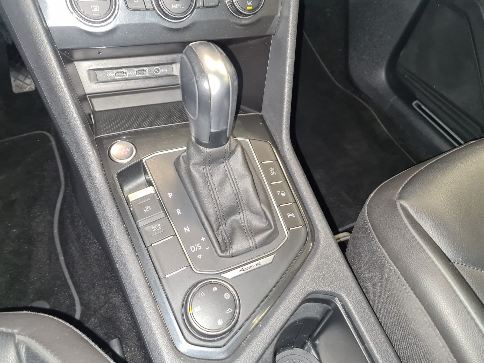 Fahrzeugabbildung SEAT Tarraco Xcellence 4Drive / LED / NAVI / GARANTIE