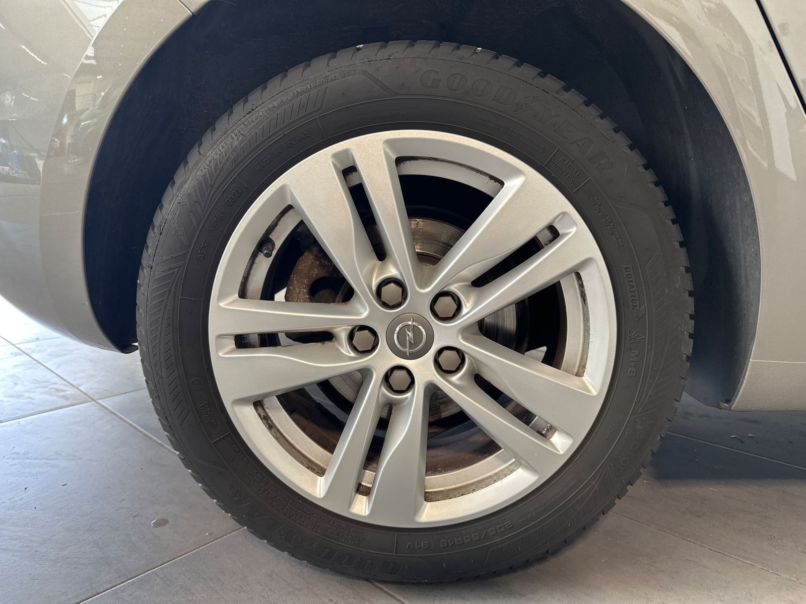 Fahrzeugabbildung Opel Astra 1.4 Turbo NAV+KAM+SHZ+PDC+KLIMA+TEMPOMAT