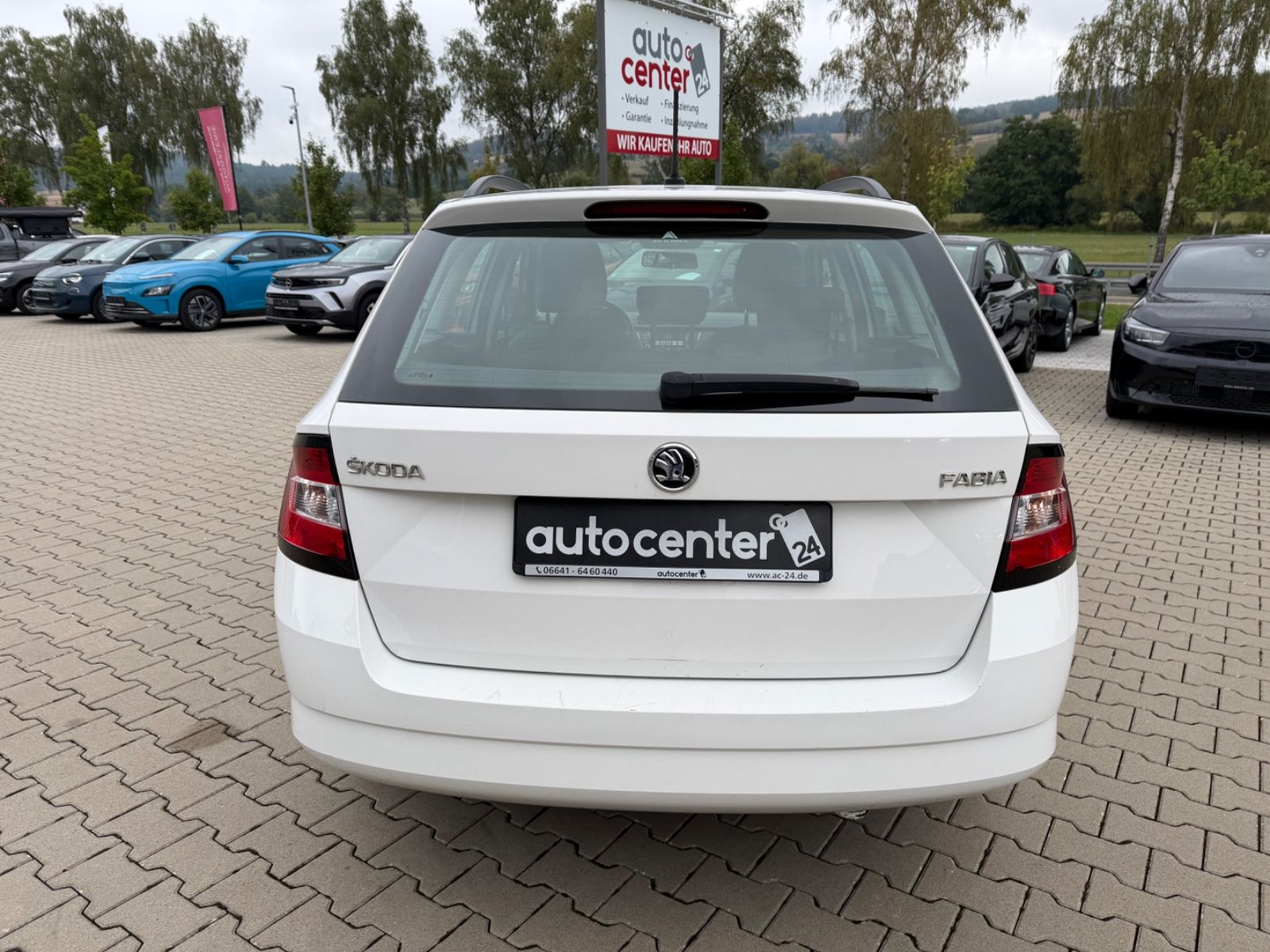 Fahrzeugabbildung SKODA Fabia Combi|Navi|Klima|AppleCarPay